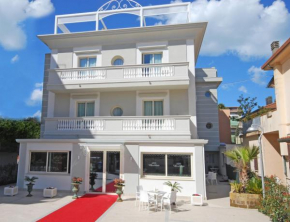  Hotel Residence Villa Del Mare  Римини